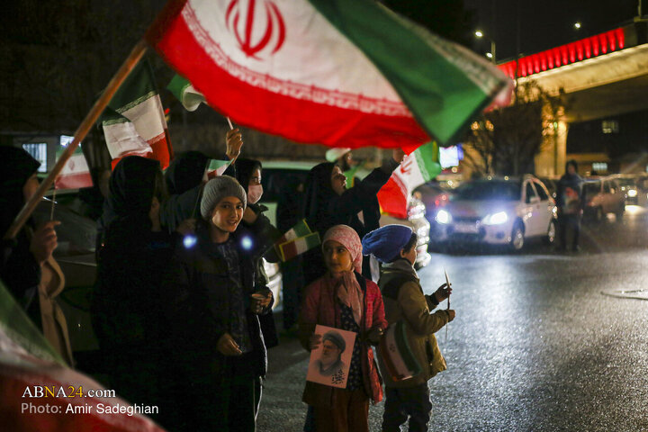 تجمع مردمی و کاروان رژه خودرویی در حمایت از آرمان های انقلاب اسلامی در شیراز