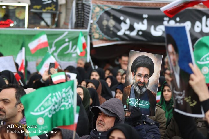 مراسم بیعت با سومین رهبر انقلاب - تبریز