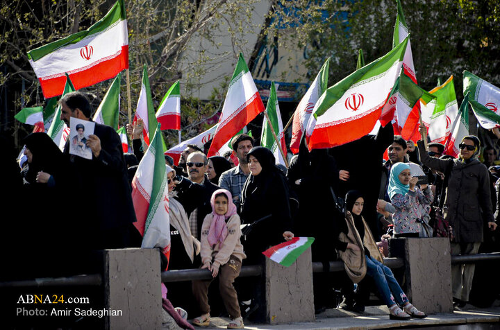 اجتماع مردمی بیعت با آیت‌الله سید مجتبی خامنه‌ای سومین رهبر معظم انقلاب اسلامی - شیراز