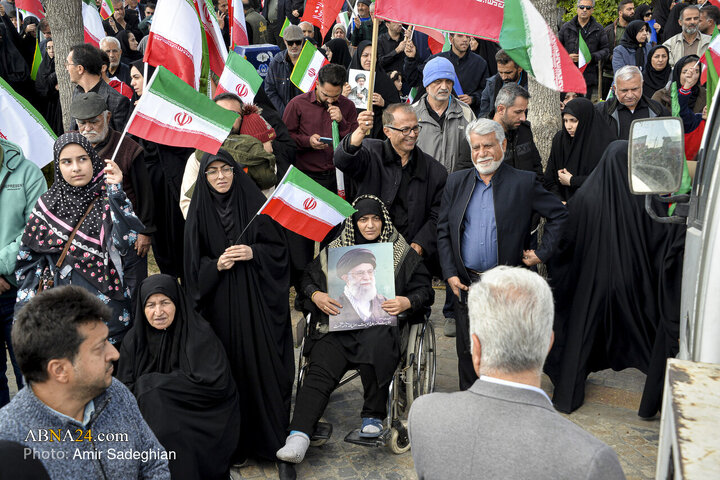 اجتماع مردمی بیعت با آیت‌الله سید مجتبی خامنه‌ای سومین رهبر معظم انقلاب اسلامی - شیراز