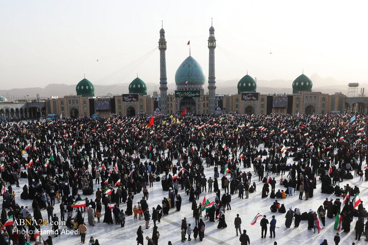 اجتماع مردمی بیعت با سومین رهبر انقلاب - مسجد جمکران