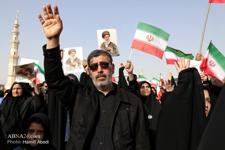 اجتماع مردمی بیعت با سومین رهبر انقلاب - مسجد جمکران