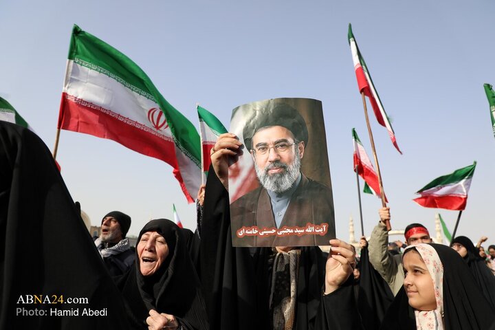 اجتماع مردمی بیعت با سومین رهبر انقلاب - مسجد جمکران