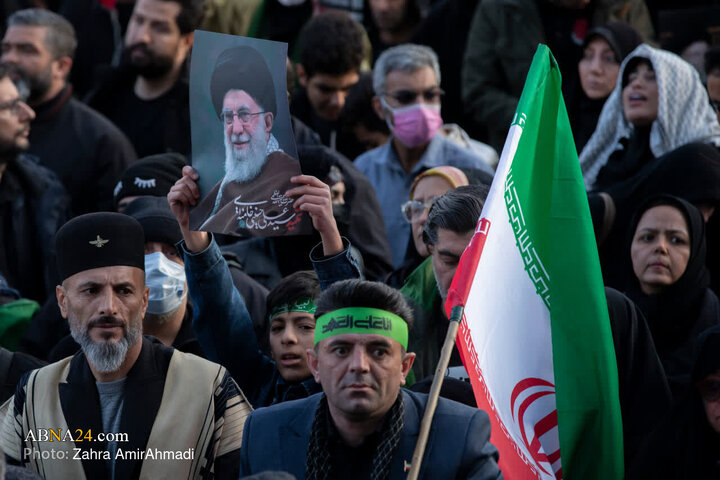 مراسم بیعت با سومین رهبر انقلاب - تهران