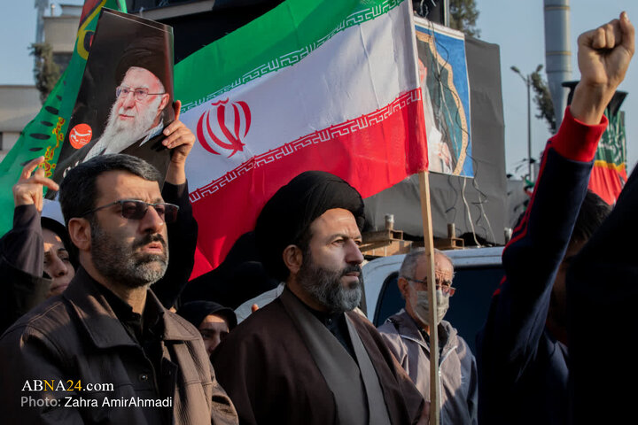 مراسم بیعت با سومین رهبر انقلاب - تهران