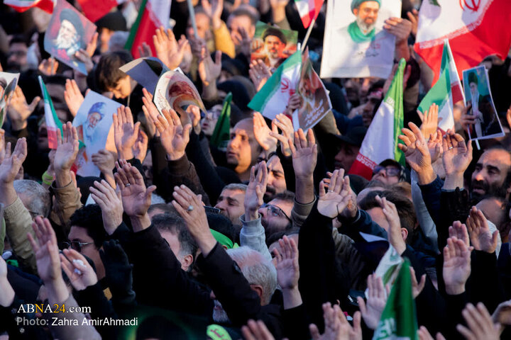 مراسم بیعت با سومین رهبر انقلاب - تهران