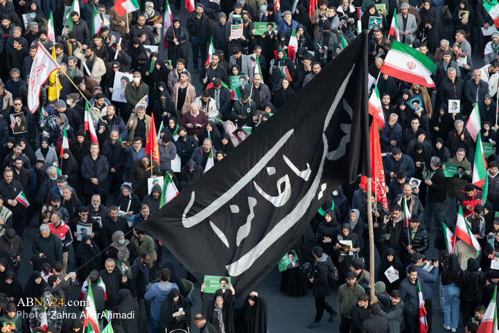 مراسم بیعت با سومین رهبر انقلاب - تهران