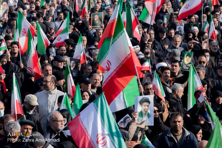 مراسم بیعت با سومین رهبر انقلاب - تهران