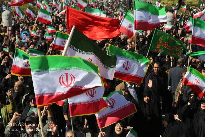 اجتماع مردمی بیعت با سومین رهبر انقلاب - اصفهان