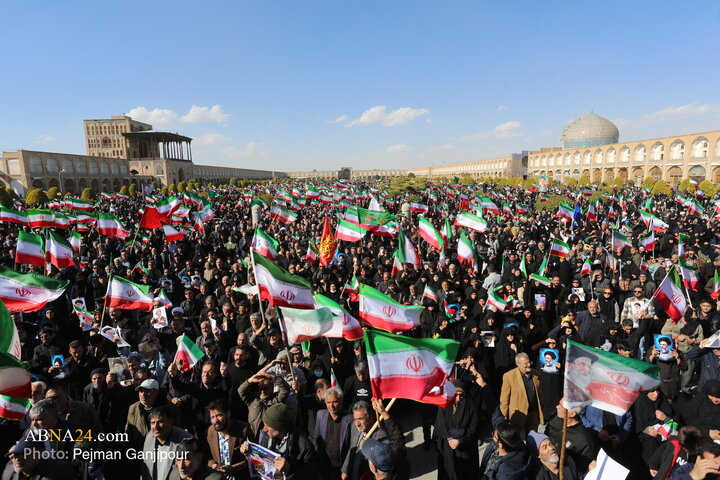 اجتماع مردمی بیعت با سومین رهبر انقلاب - اصفهان