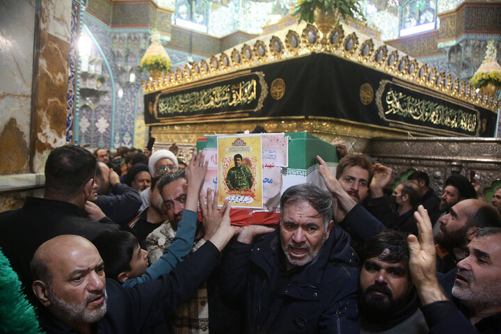 وداع با پیکر مطهر ۵ شهید حملات آمریکایی صهیونی در حرم بانوی کرامت