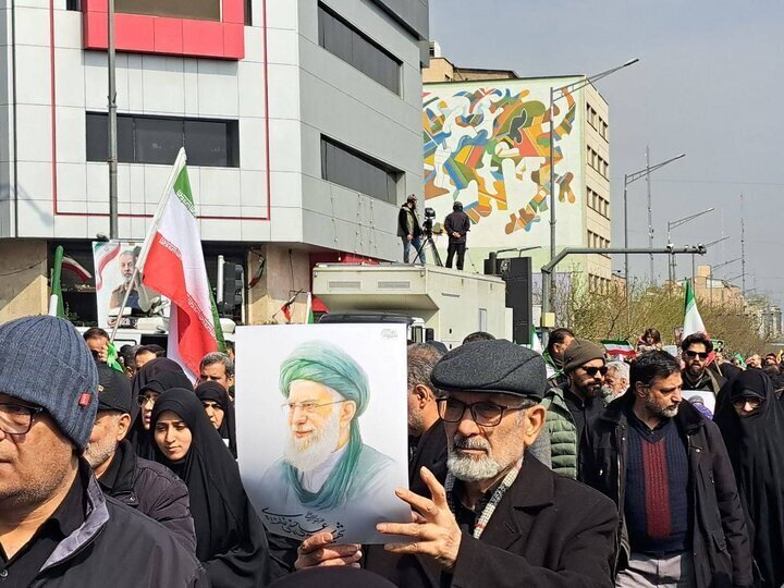 Millions of Tehran people host funeral ceremony for martyred commanders