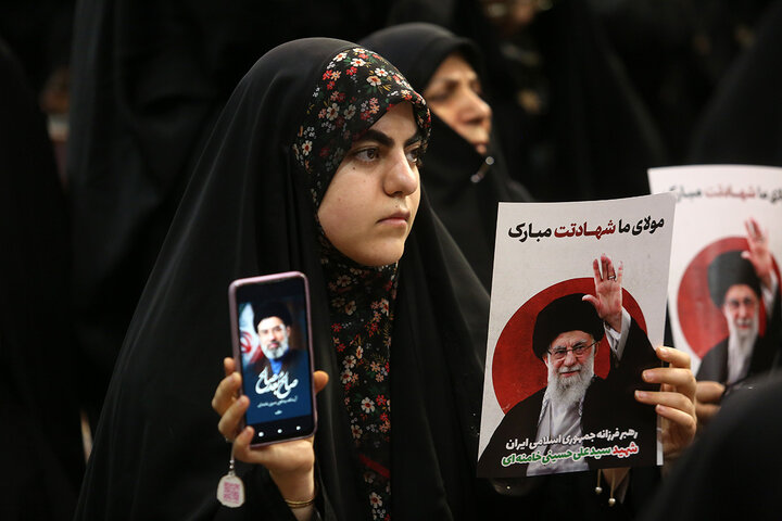 بیعت حامیان بین‌المللی انقلاب اسلامی با حضرت آیت‌الله امام سید مجتبی خامنه‌ای