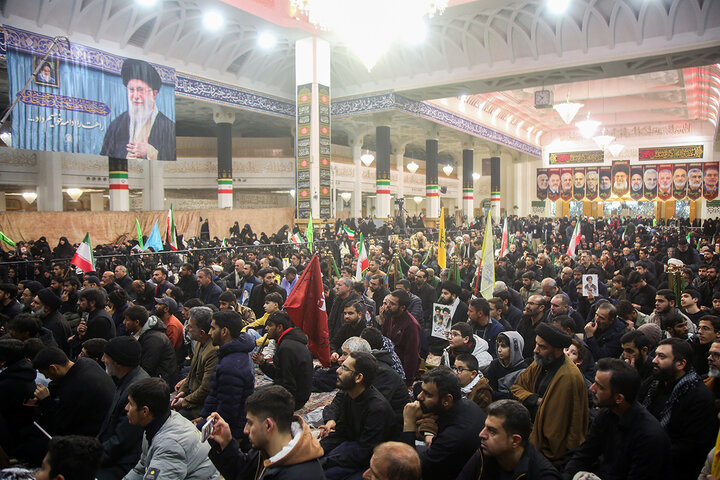 بیعت حامیان بین‌المللی انقلاب اسلامی با حضرت آیت‌الله امام سید مجتبی خامنه‌ای