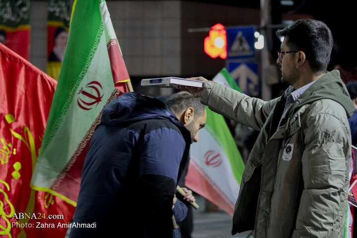 مراسم احیای آخرین شب قدر ماه رمضان در میدان انقلاب اسلامی تهران