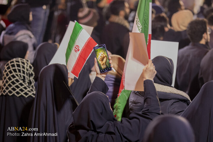 مراسم احیای آخرین شب قدر ماه رمضان در میدان انقلاب اسلامی تهران