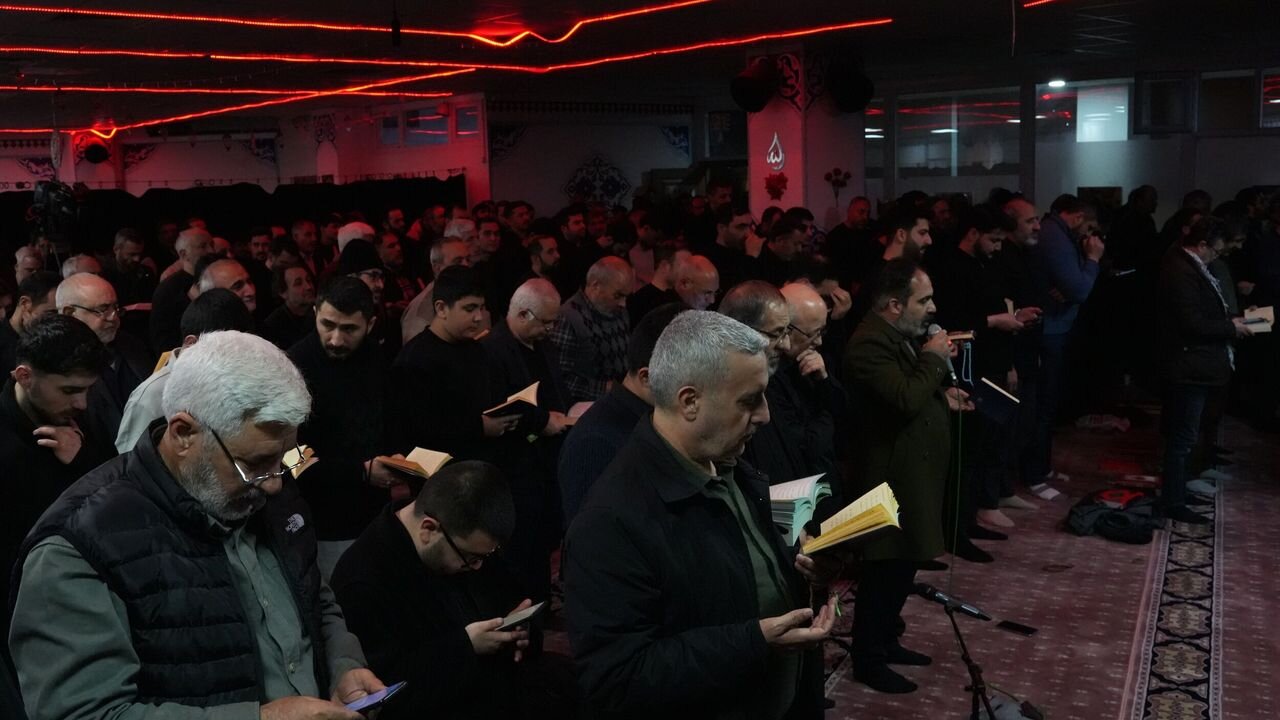 Kevser Ehlibeyt Mescidi'nde Kadir Gecesi ihya edildi +Foto