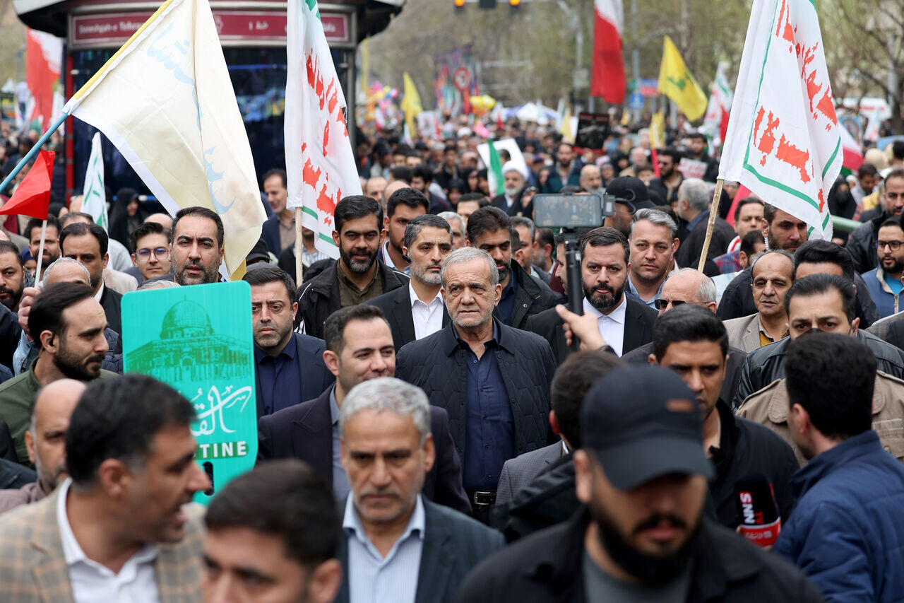 President Pezeshkian joins Int’l Quds Day Rally in Tehran