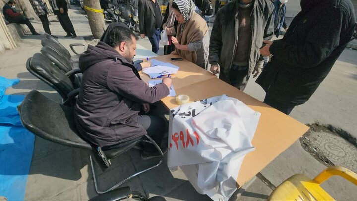 حضور نیروی‌های طلاب جهادی قرارگاه امام شهید کنار مردم مقاوم تهران