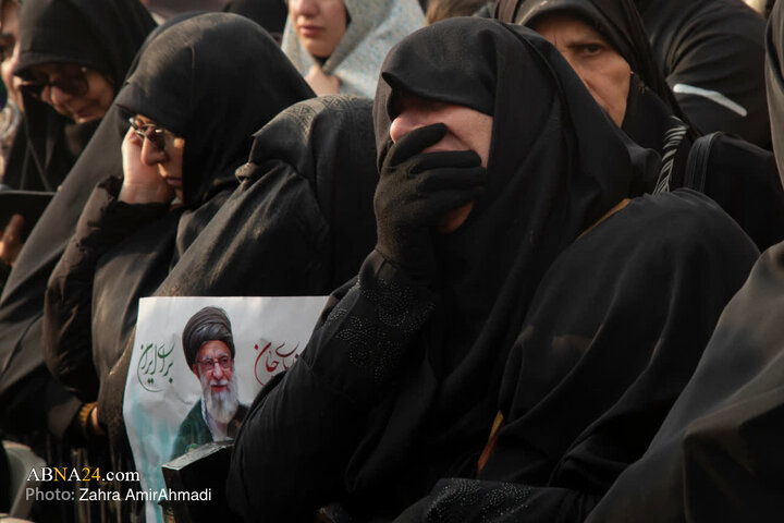 خاکسپاری پیکر شهید علی شمخانی در امامزاده صالح (ع)