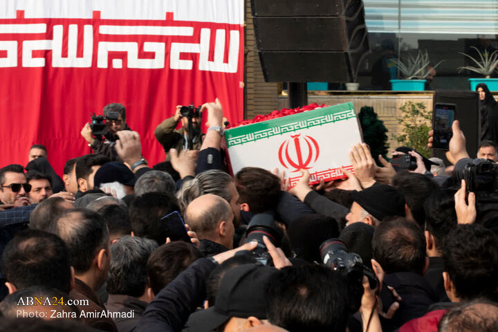 خاکسپاری پیکر شهید علی شمخانی در امامزاده صالح (ع)