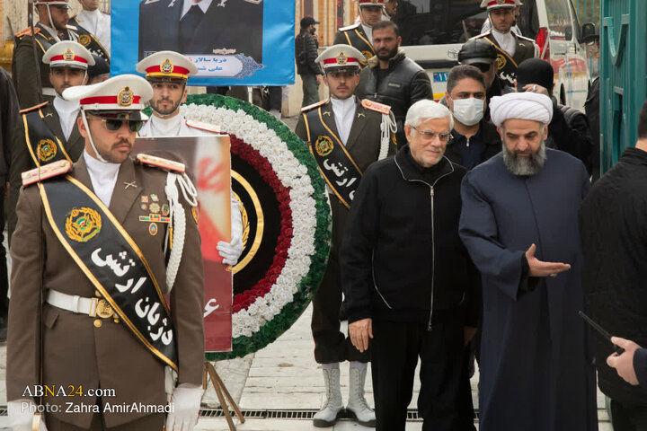 خاکسپاری پیکر شهید علی شمخانی در امامزاده صالح (ع)