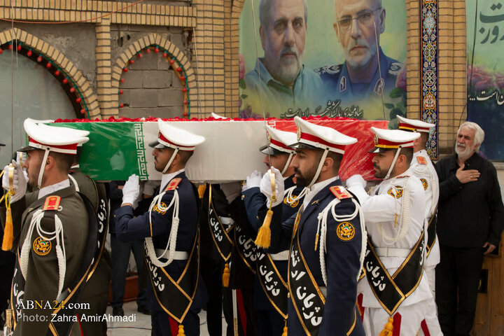 خاکسپاری پیکر شهید علی شمخانی در امامزاده صالح (ع)