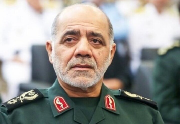 فرمانده قرارگاه خاتم‌الانبیا: دشمن چاره‌ای به‌جز تسلیم ندارد