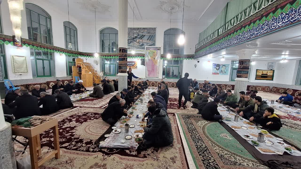 میزبانی مساجد گیلان از روزه‌داران با برپایی سفره‌های ساده افطار
