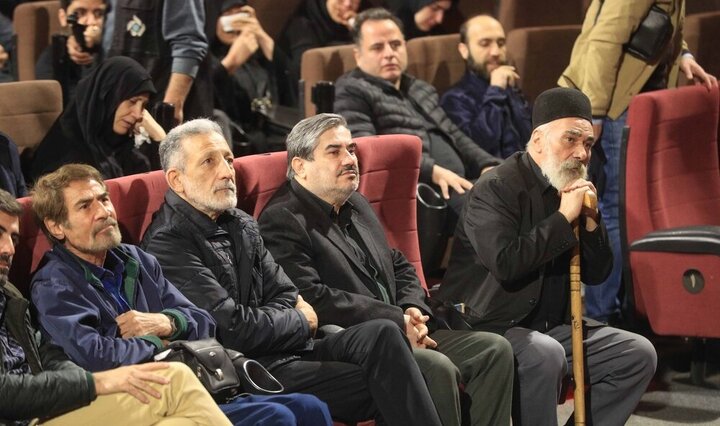گزارش تصویری | عهد جمعی هنرمندان با آیت‌الله سید مجتبی خامنه‌ای