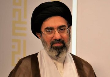 Devrim Lideri Hamaney’in İlk Mesajında İmam Mehdî (a.c.): “Yeryüzünün Güvenlik Güneşi” –2.Bölümü