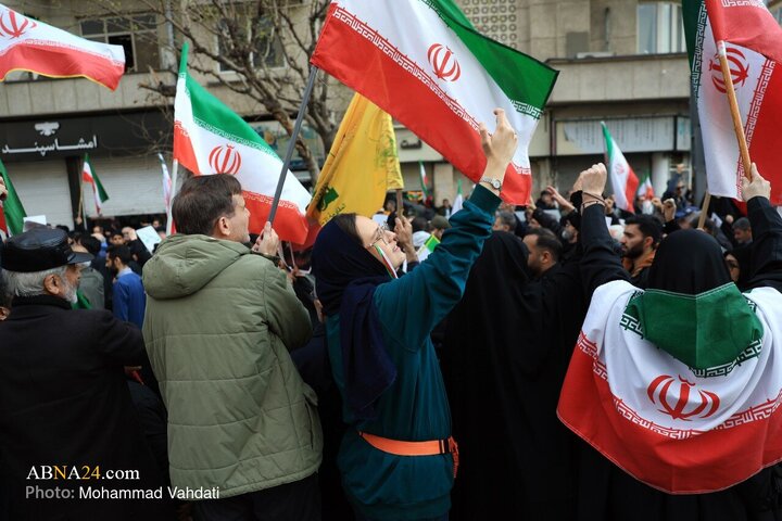 تشییع پیکر شهیدان لاریجانی، سلیمانی و شهدای ناوشکن دنا
