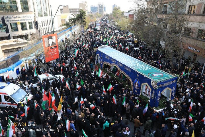 تشییع پیکر شهیدان لاریجانی، سلیمانی و شهدای ناوشکن دنا