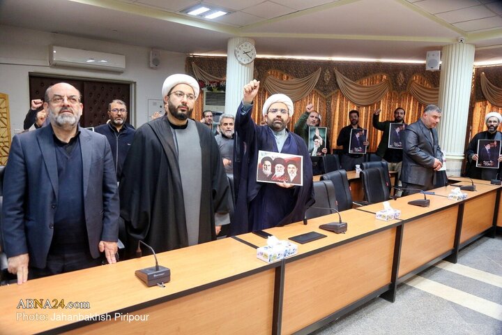 مراسم بزرگداشت رهبر شهید و بیعت با رهبر جدید در دانشگاه ادیان و مذاهب