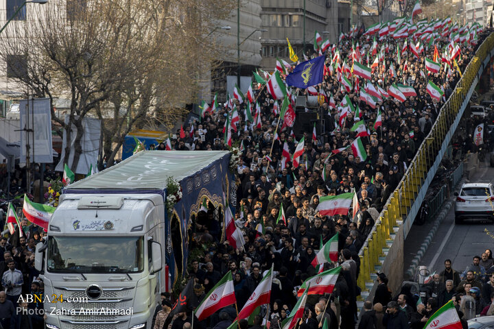 تشییع شهدای ناو دنا و شهیدان لاریجانی و سلیمانی