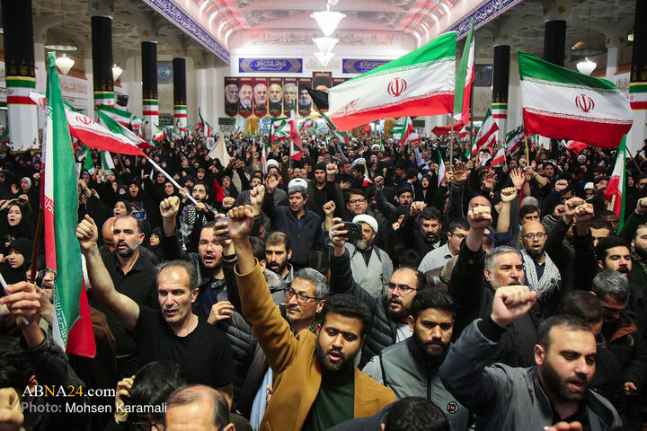 وداع با پیکر شهید علی لاریجانی در حرم حضرت معصومه(س)