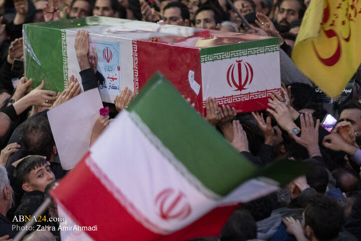 تشییع شهدای ناو دنا و شهیدان لاریجانی و سلیمانی