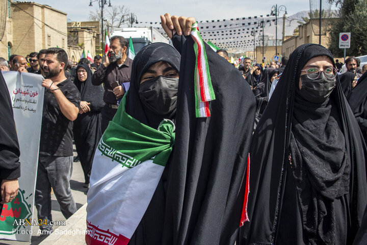 مراسم تشییع پیکر مطهر شهدا ناو دنا و شهدا اقتدار فارس در شیراز
