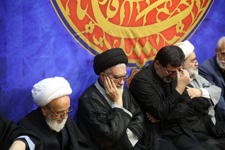 وداع با پیکر شهیدان لاریجانی در حرم حضرت فاطمه معصومه(س)