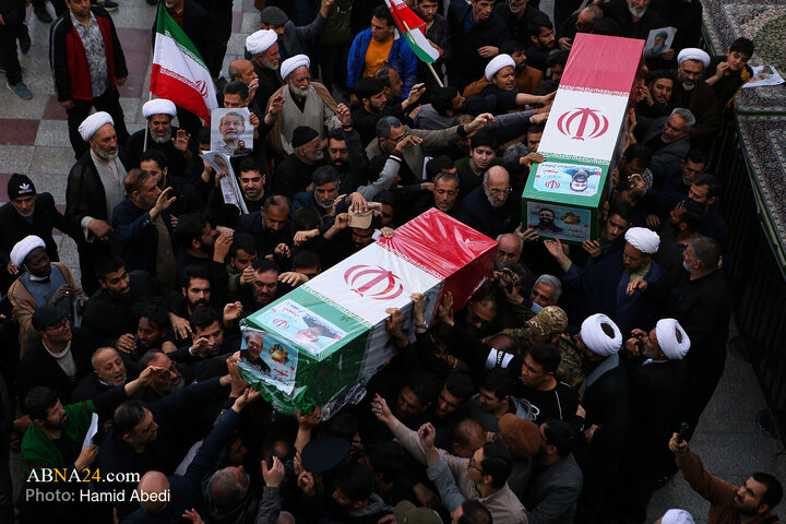 تشییع پیکر شهید «علی لاریجانی» و «مرتضی لاریجانی» - قم