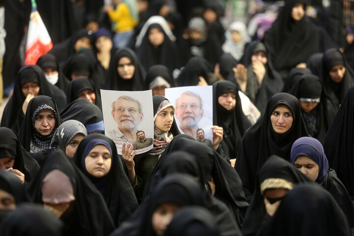 بزرگداشت شهید لاریجانی و وداع با پیکر مطهر شهید کیارش در حرم بانوی کرامت