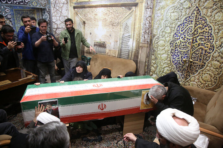 بزرگداشت شهید لاریجانی و وداع با پیکر مطهر شهید کیارش در حرم بانوی کرامت