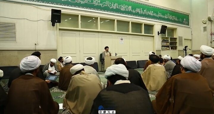 ویدیو | نخستین مستند تلویزیونی درباره آیت‌الله سیدمجتبی خامنه‌ای