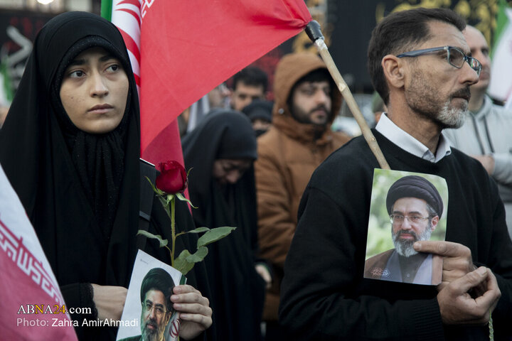 نوروز پیروزی- میدان انقلاب تهران