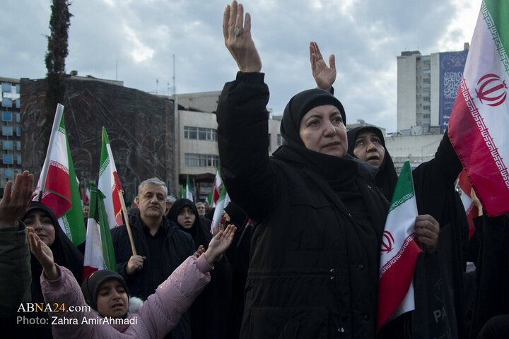 نوروز پیروزی- میدان انقلاب تهران