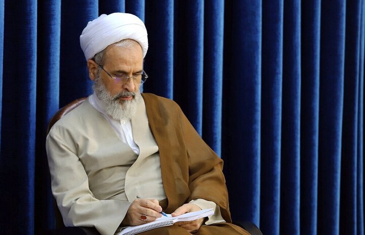 واکنش آیت‌الله اعرافی به موضع الازهر: چرا کشور مدافع ایران را متجاوز می‌خوانید؟