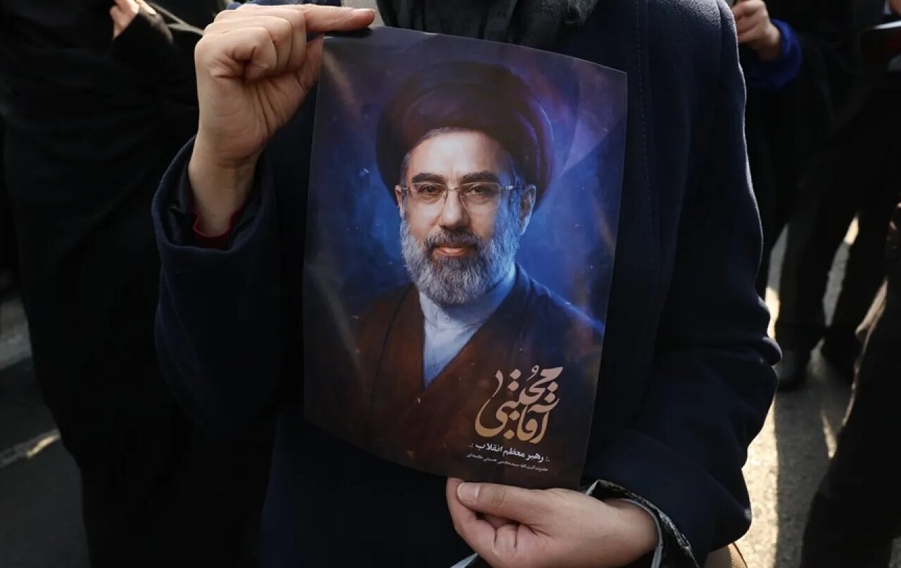 نامه جامعه علمای عراق به رهبر انقلاب: تجاوز جبهه کفر به ایران، آزمونی برای وجدان بشریت است؛ در این میدان، تنها نیستید