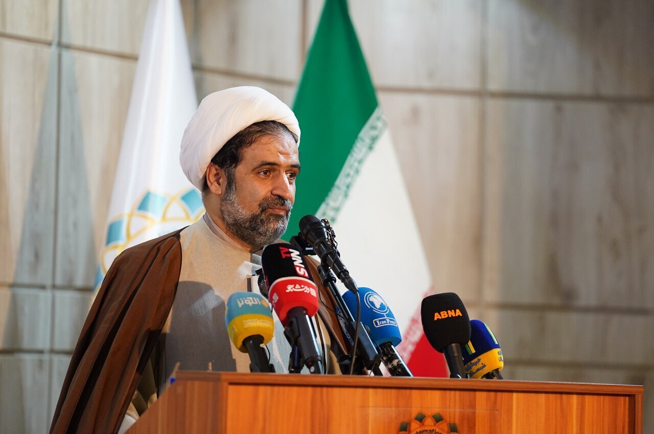 President of AhlulBayt (a.s.) University: Martyr Larijani Was an Elite Politician and a Genuine Intellectual