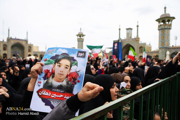 تشییع و تدفین پیکر دانش آموز شهید "محمد حسین دهقان" در قم
