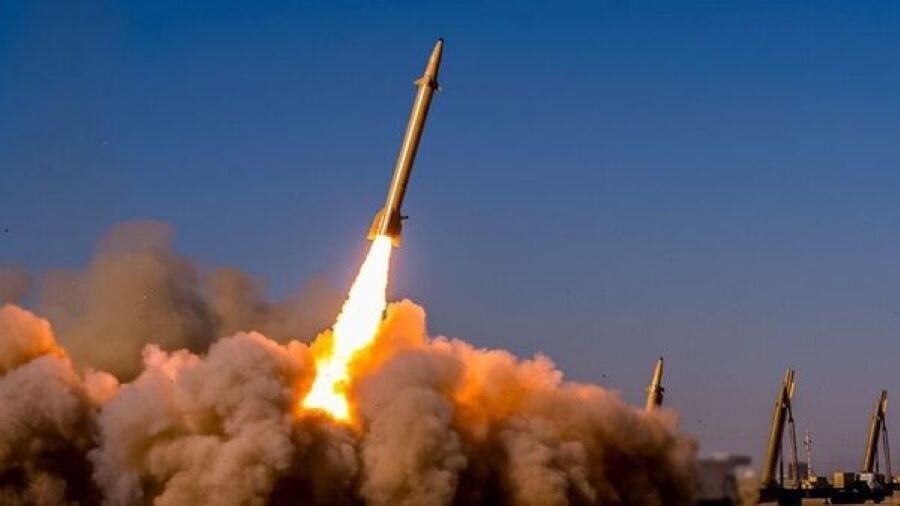 مقرهای فرماندهی، عملیاتی، لجستیکی و زیرساخت‌های صنعتی - نظامی آمریکایی و صهیونیستی هدف موج ۹۸